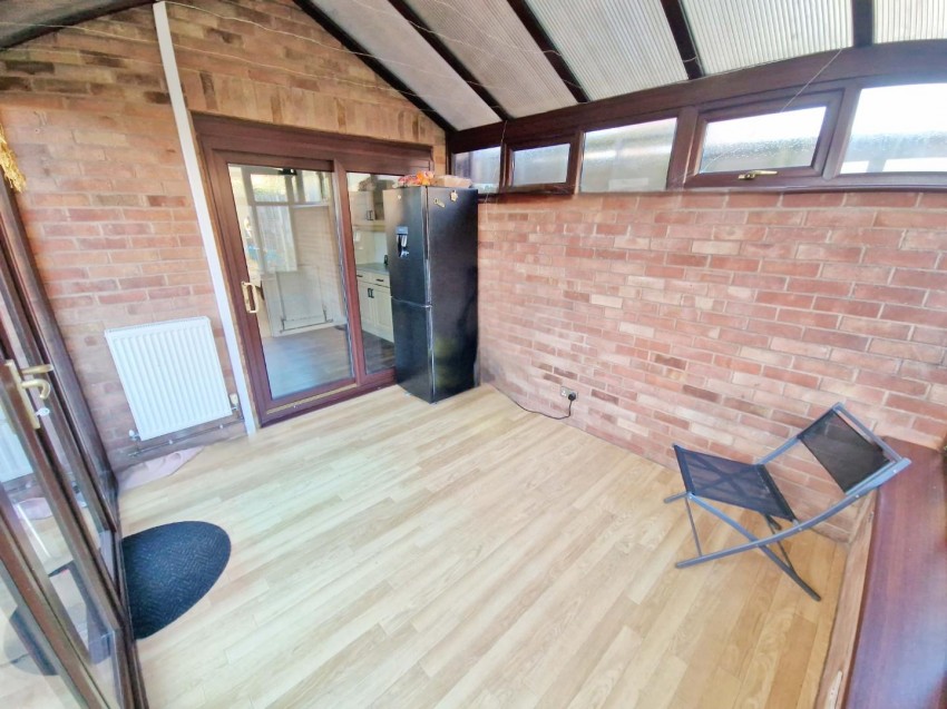 Images for Walnut Way, RUGBY