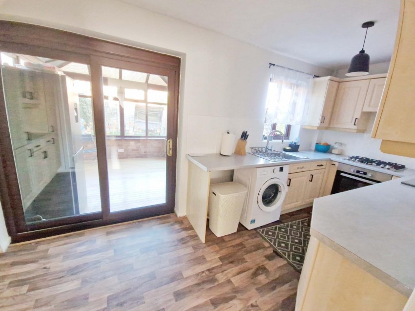 Images for Walnut Way, RUGBY