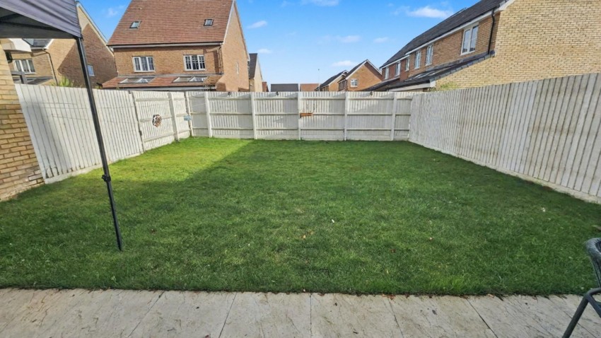 Images for Farmyard Close, Northampton