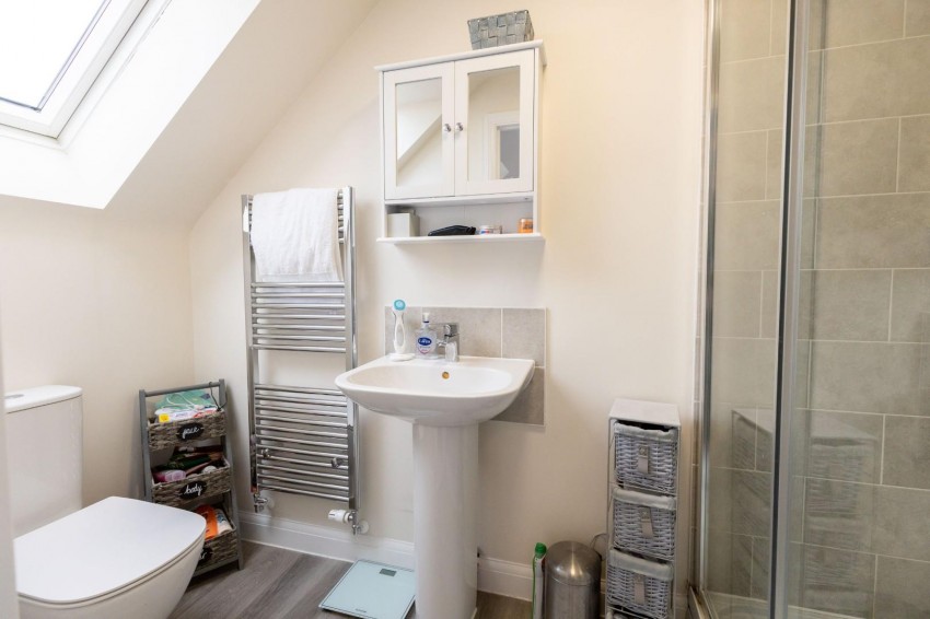 Images for Hutchins Close, Overstone Gate