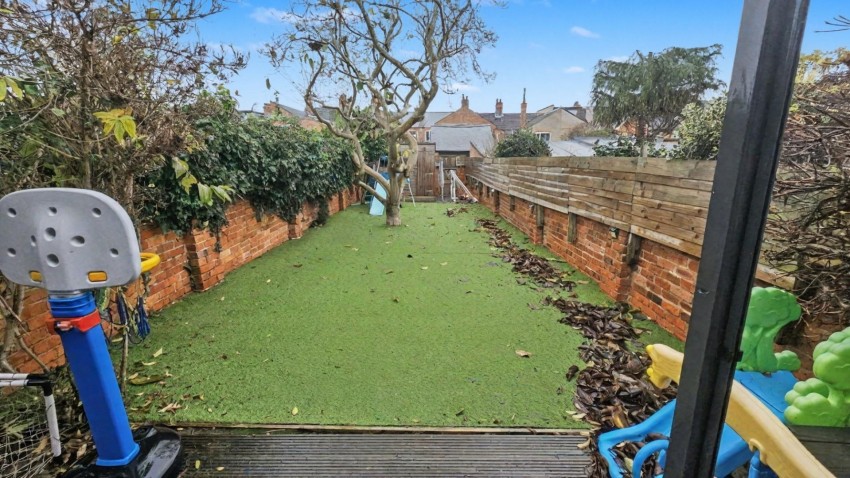 Images for Cedar Road East, Northampton