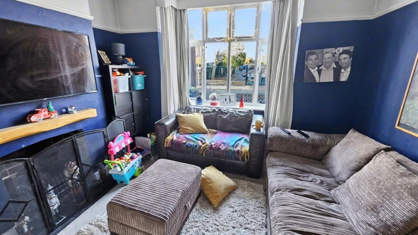 Images for Cedar Road East, Northampton