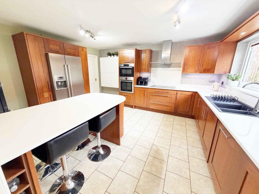 Images for Francis Drive, Cawston, Rugby