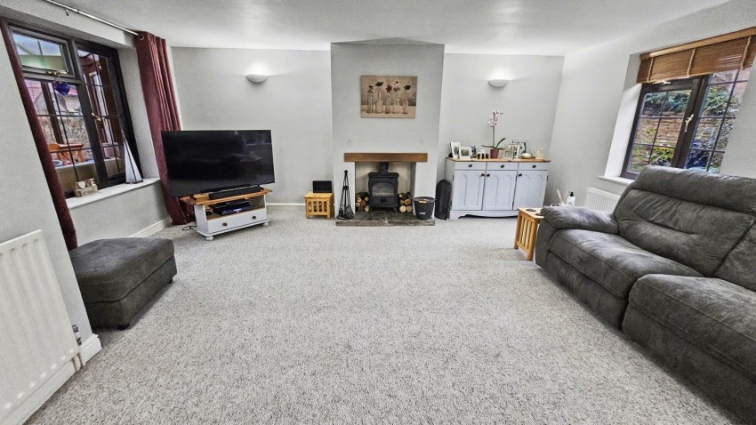 Images for Butlins Lane, Roade, Northampton