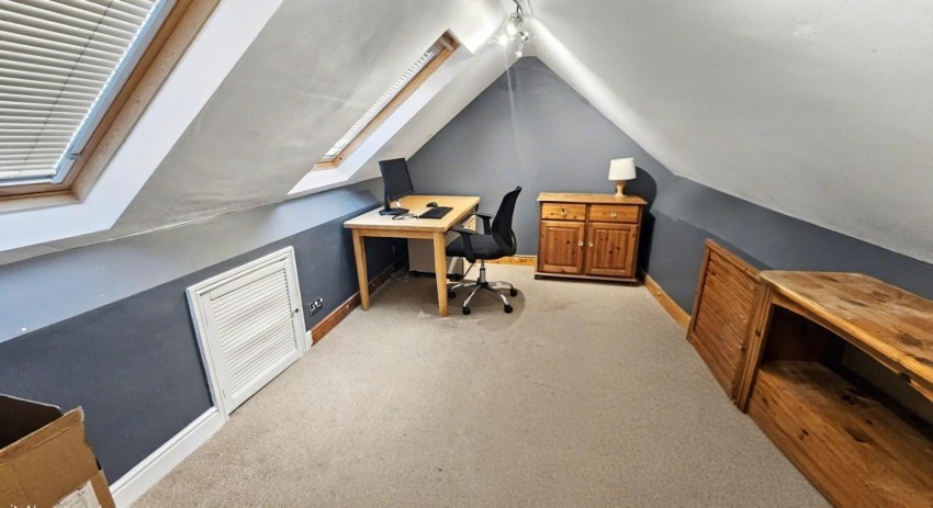 Images for Butlins Lane, Roade, Northampton