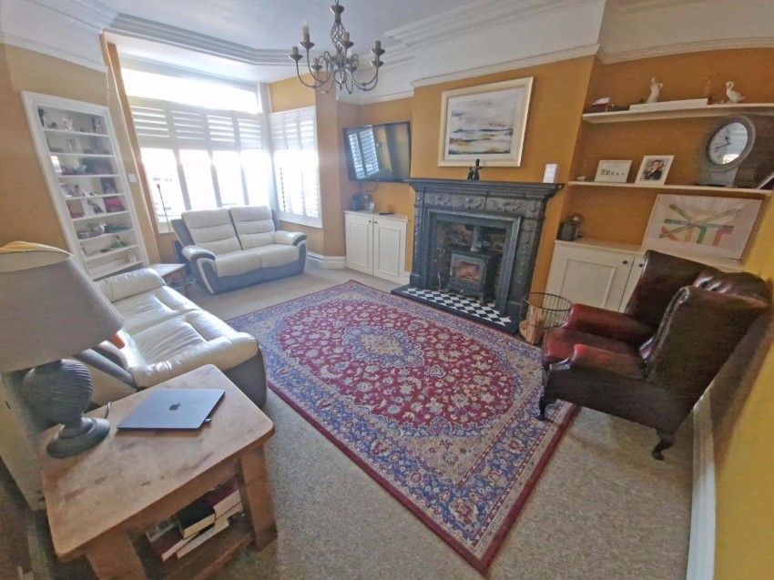 Images for Murray Road, Town Centre