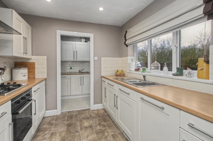 Images for Burrows Vale, Brixworth, Northampton