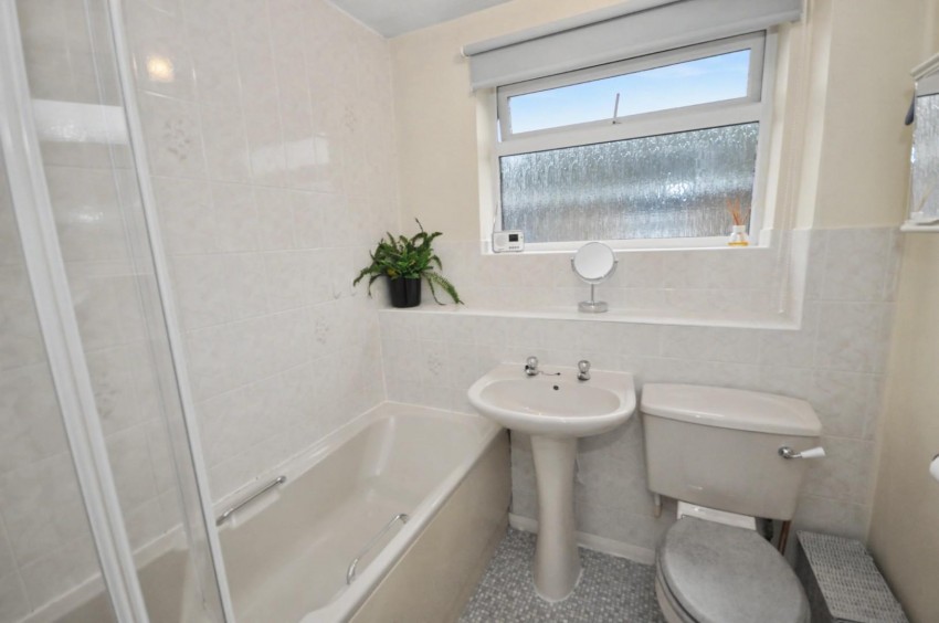 Images for Milbury, Earls Barton, Northampton