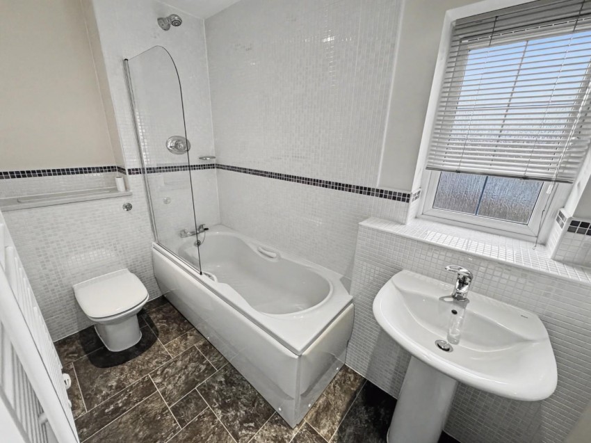 Images for Frewen Road, Cawston, Rugby