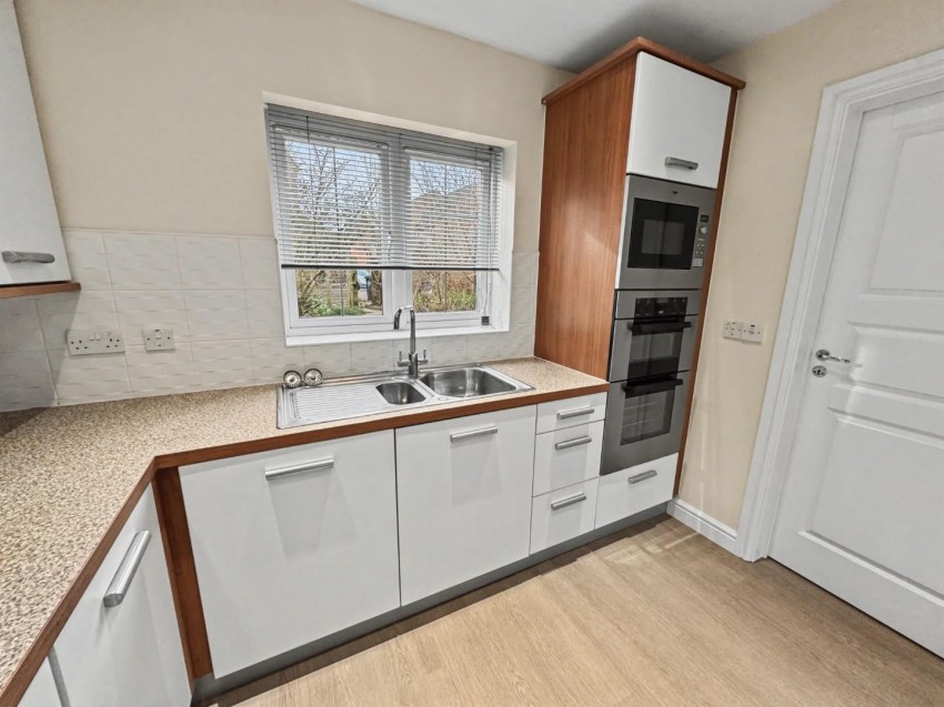 Images for Frewen Road, Cawston, Rugby