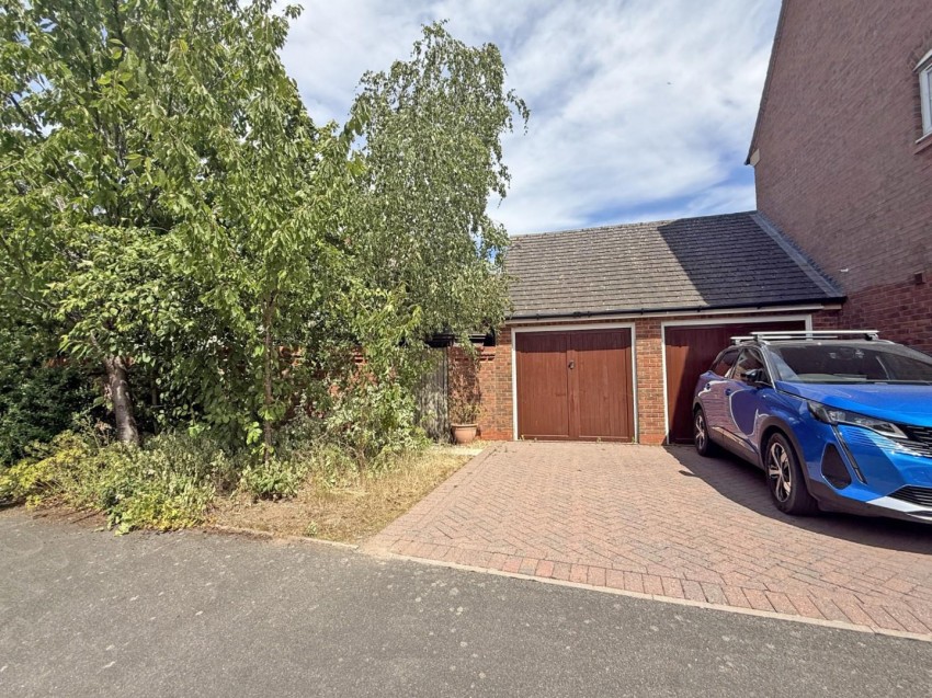 Images for Frewen Road, Cawston, Rugby