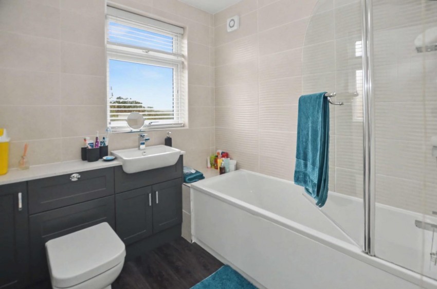 Images for Rawley Crescent, Northampton