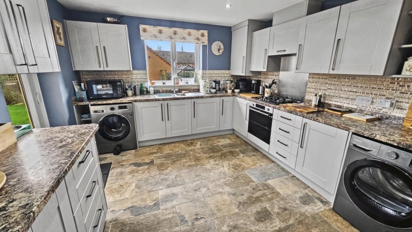 Images for Stratford Road, Roade, Northampton