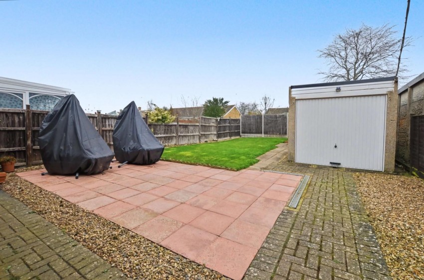 Images for 47 Willow View, Kislingbury, NORTHAMPTON