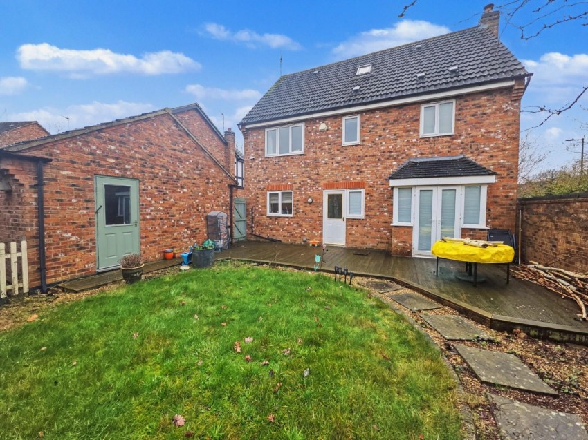 Images for Cave Close, Cawston, Rugby