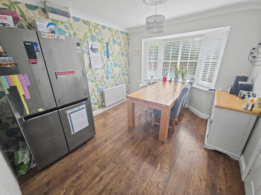 Images for Cave Close, Cawston, Rugby