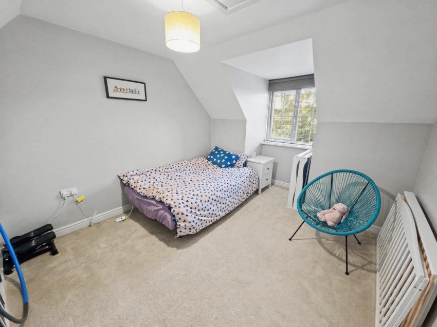 Images for Cave Close, Cawston, Rugby