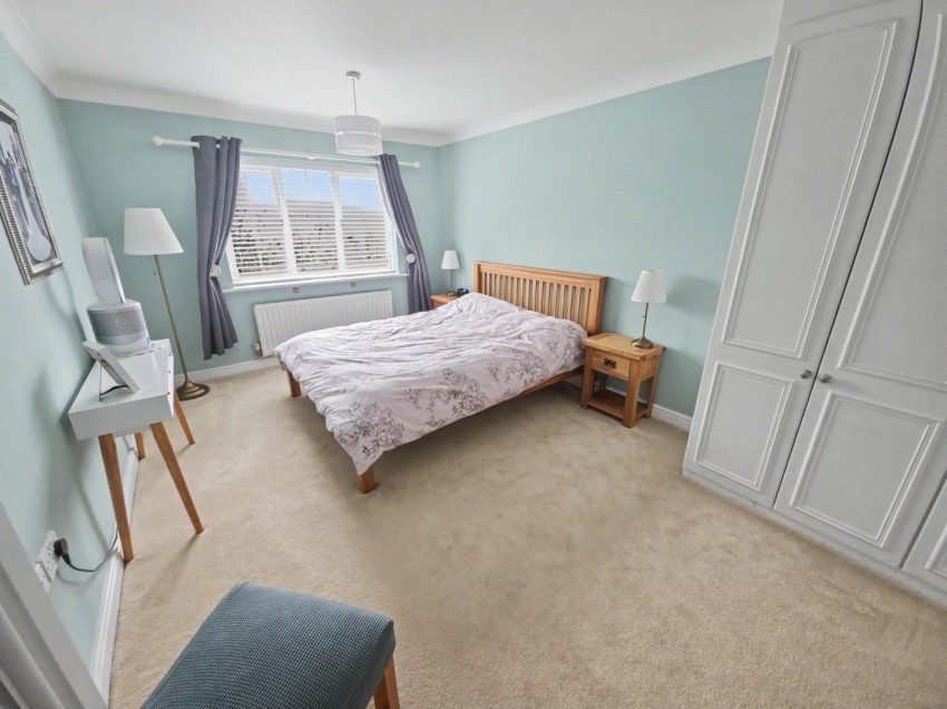 Images for Cave Close, Cawston, Rugby