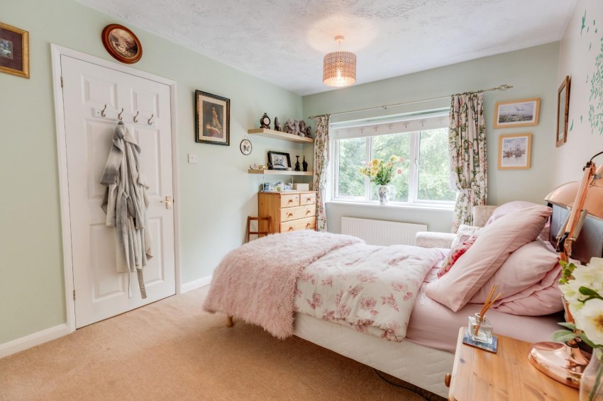 Images for Hassocks Hedge, Hunsbury Meadows, Northampton