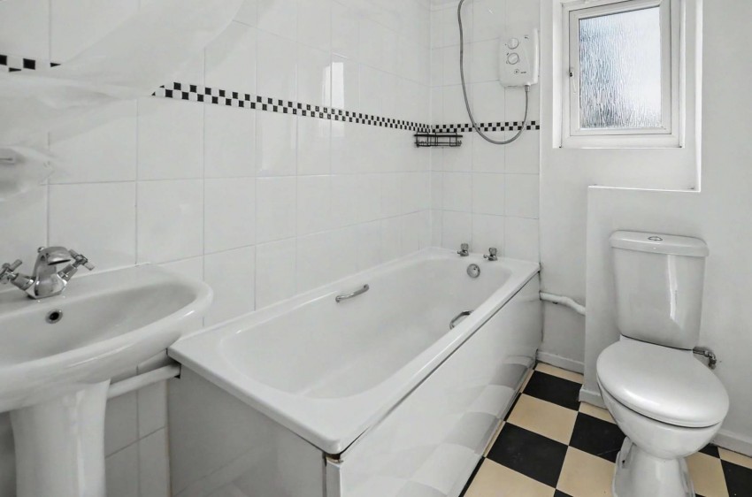 Images for Portchester Gardens, Wakes Meadow, Northampton