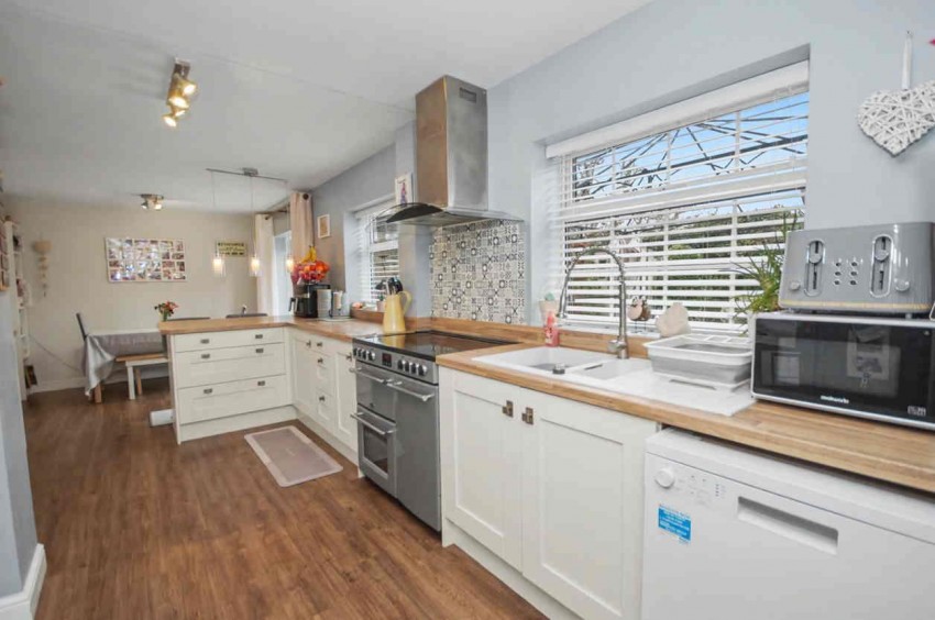 Images for Donaldson Avenue, Broughton, Kettering