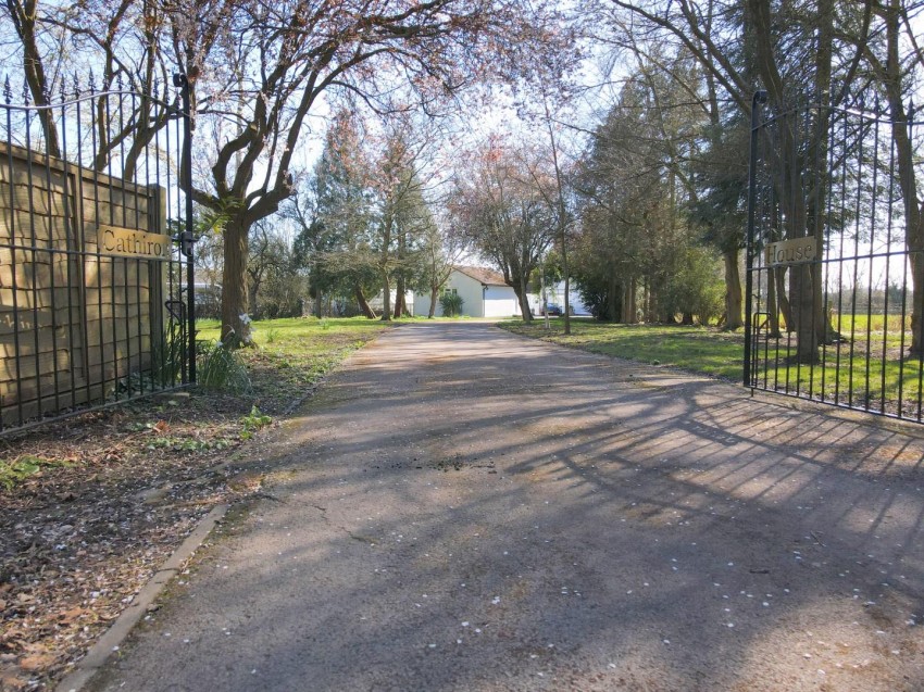 Images for Cathiron, Rugby