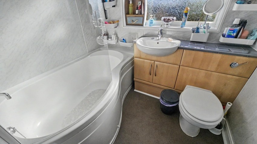 Images for Robins Close, Hartwell, Northampton