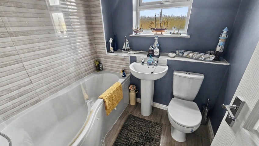 Images for Stratford Road, Roade, Northampton