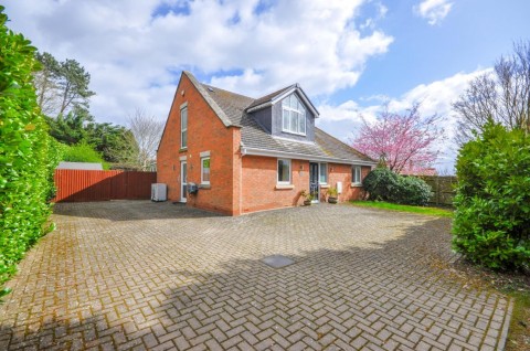View Full Details for Doddington Road, Earls Barton, Northampton