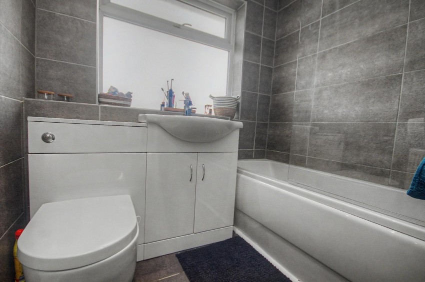 Images for Highfields, Towcester