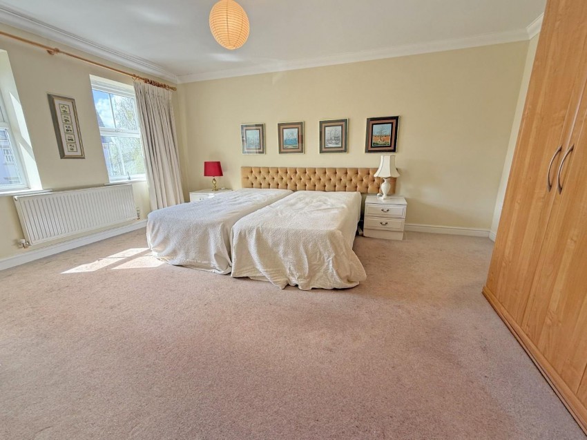 Images for The Hall Close, Dunchurch, Rugby