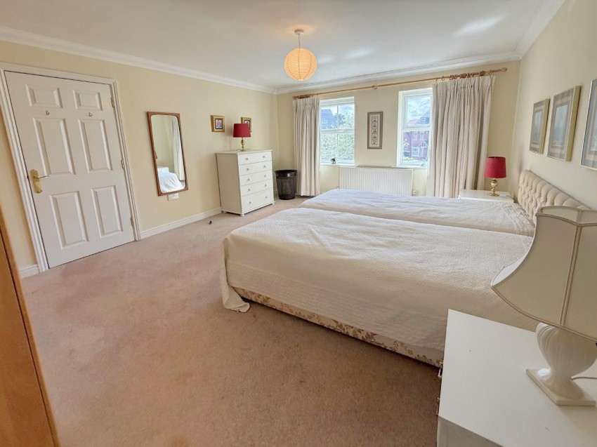 Images for The Hall Close, Dunchurch, Rugby