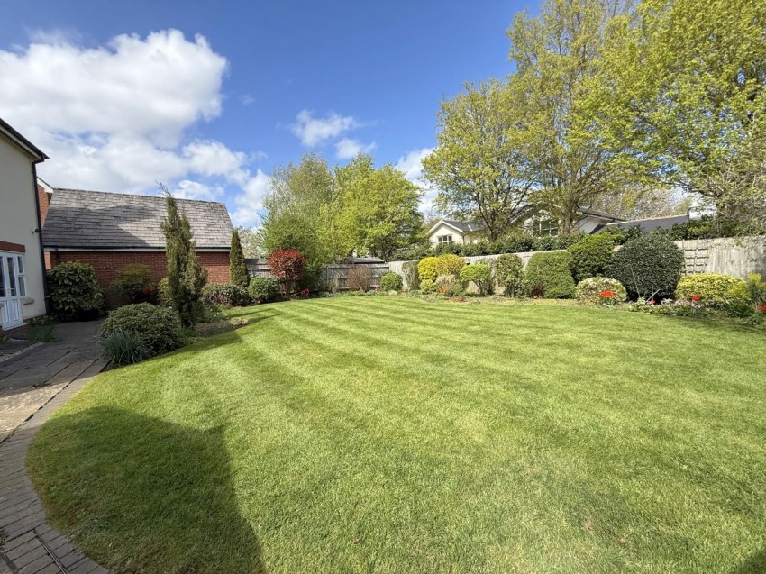 Images for The Hall Close, Dunchurch, Rugby