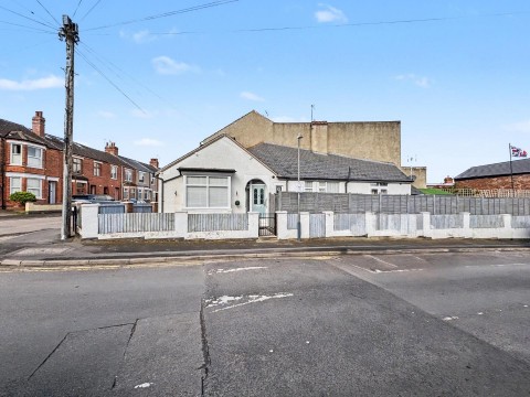 View Full Details for Holbrook Avenue, Rugby