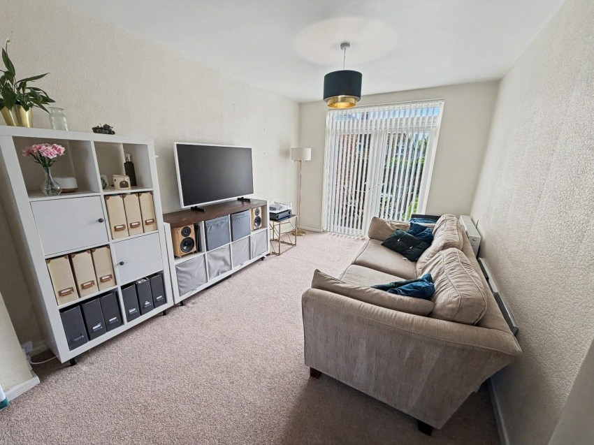 Images for Almond Grove, Rugby