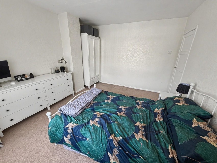 Images for Almond Grove, Rugby