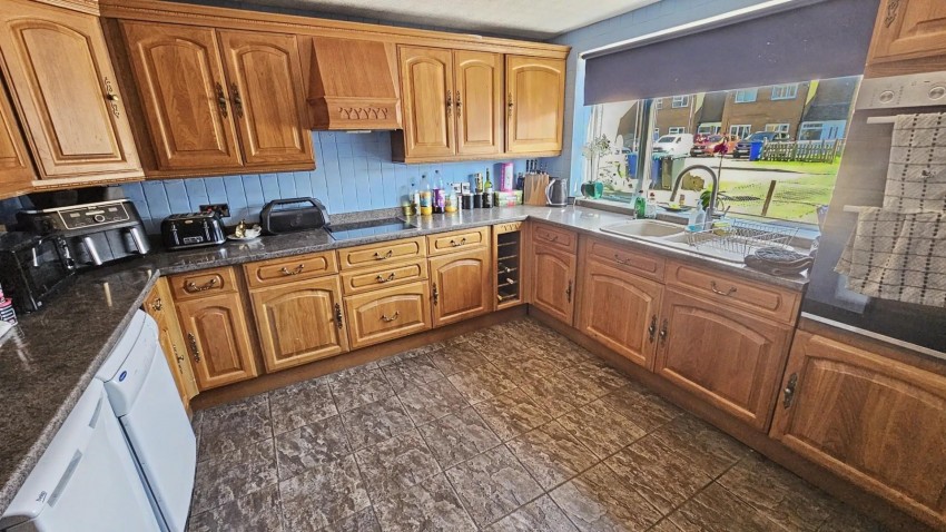 Images for Hoe Way, Roade, Northampton