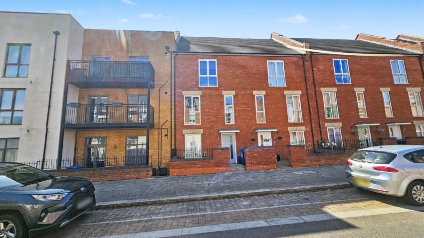 Images for High Street, Upton, Northampton