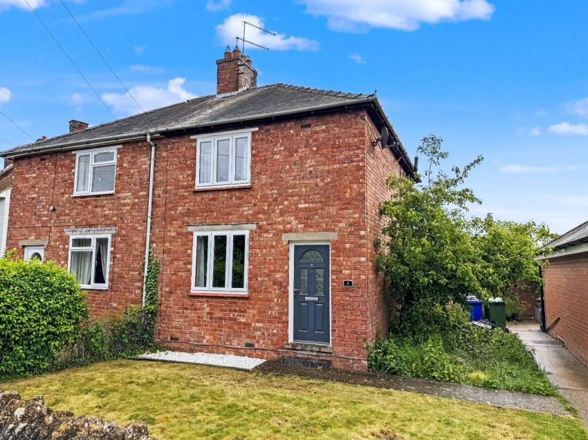 Images for 4 Carrs Way, Harpole, NORTHAMPTON