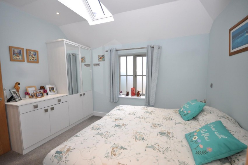 Images for Hill Farm Court, Mears Ashby, Northampton