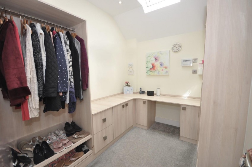 Images for Hill Farm Court, Mears Ashby, Northampton