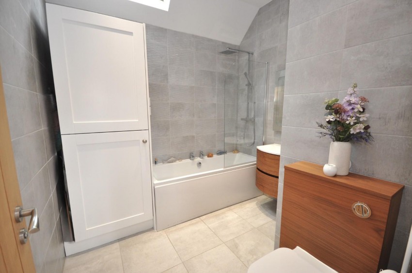 Images for Hill Farm Court, Mears Ashby, Northampton