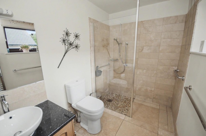 Images for Wellingborough Road, Earls Barton, Northampton