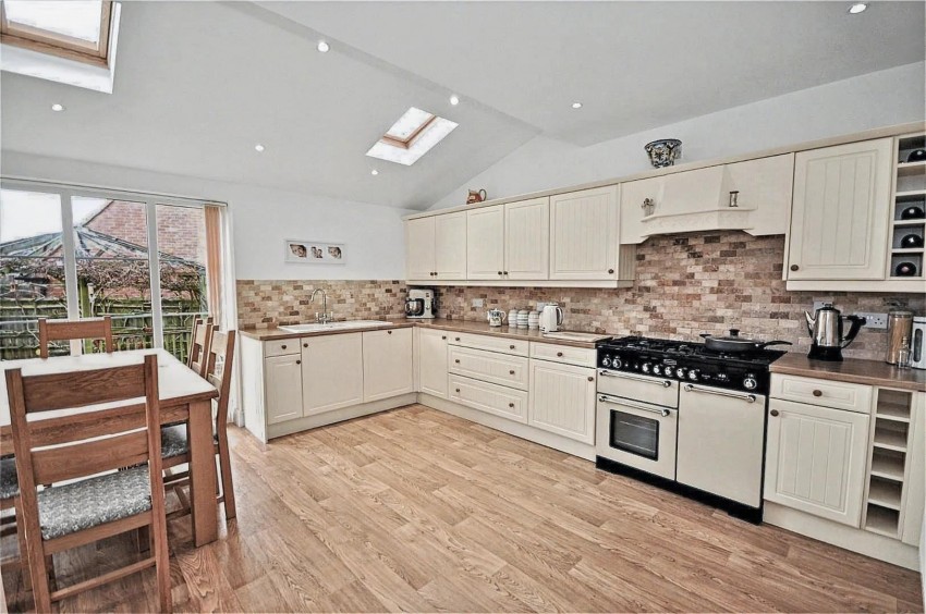 Images for Malaslea, Mawsley, Kettering