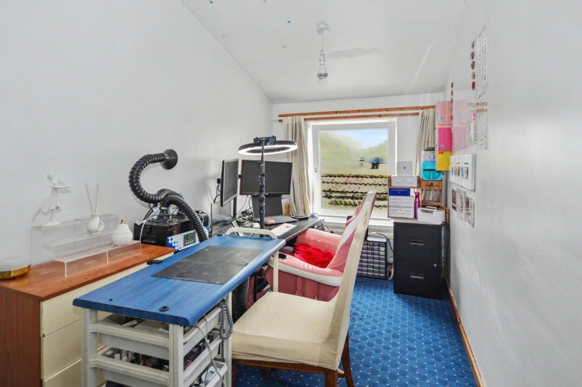 Images for Wellingborough Road, Earls Barton, Northampton