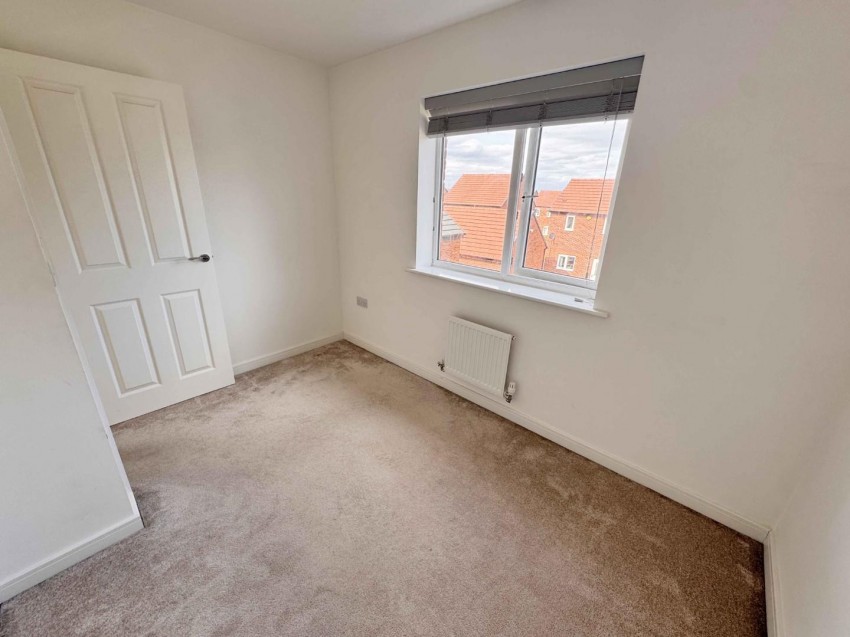 Images for Preston Close, Houlton, Rugby
