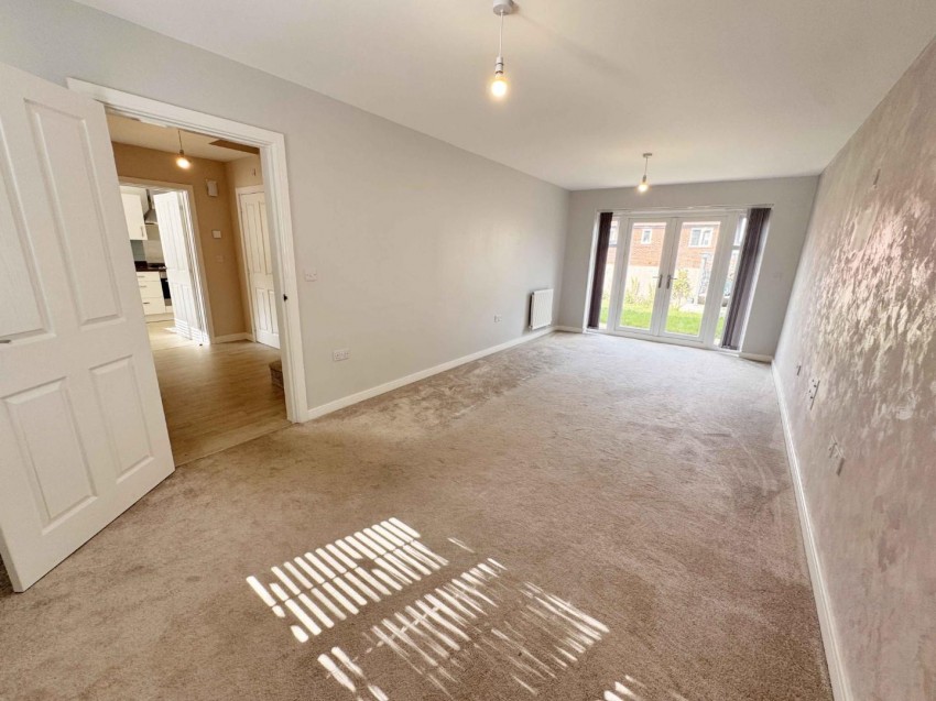 Images for Preston Close, Houlton, Rugby