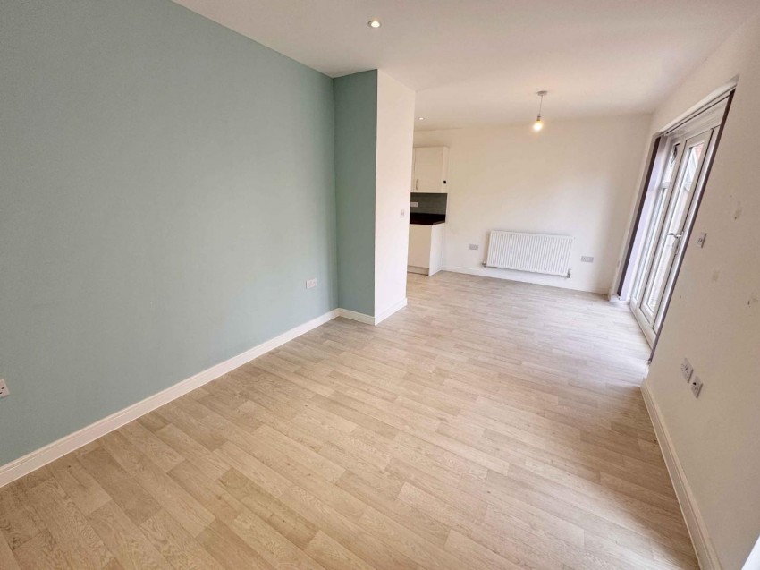 Images for Preston Close, Houlton, Rugby