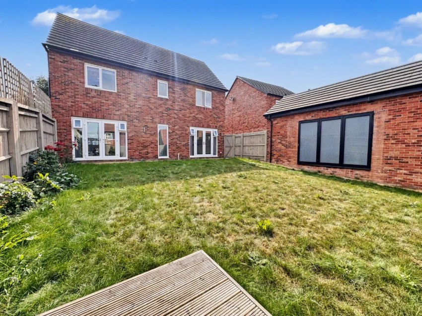 Images for Preston Close, Houlton, Rugby