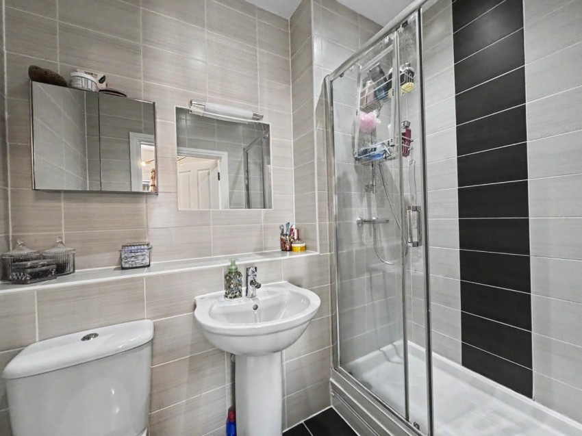 Images for High Street, Upton, Northampton